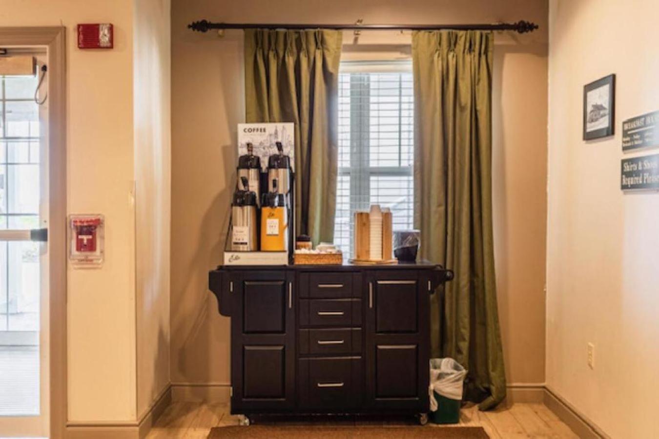 Lancaster Inn & Suites Manheim Esterno foto