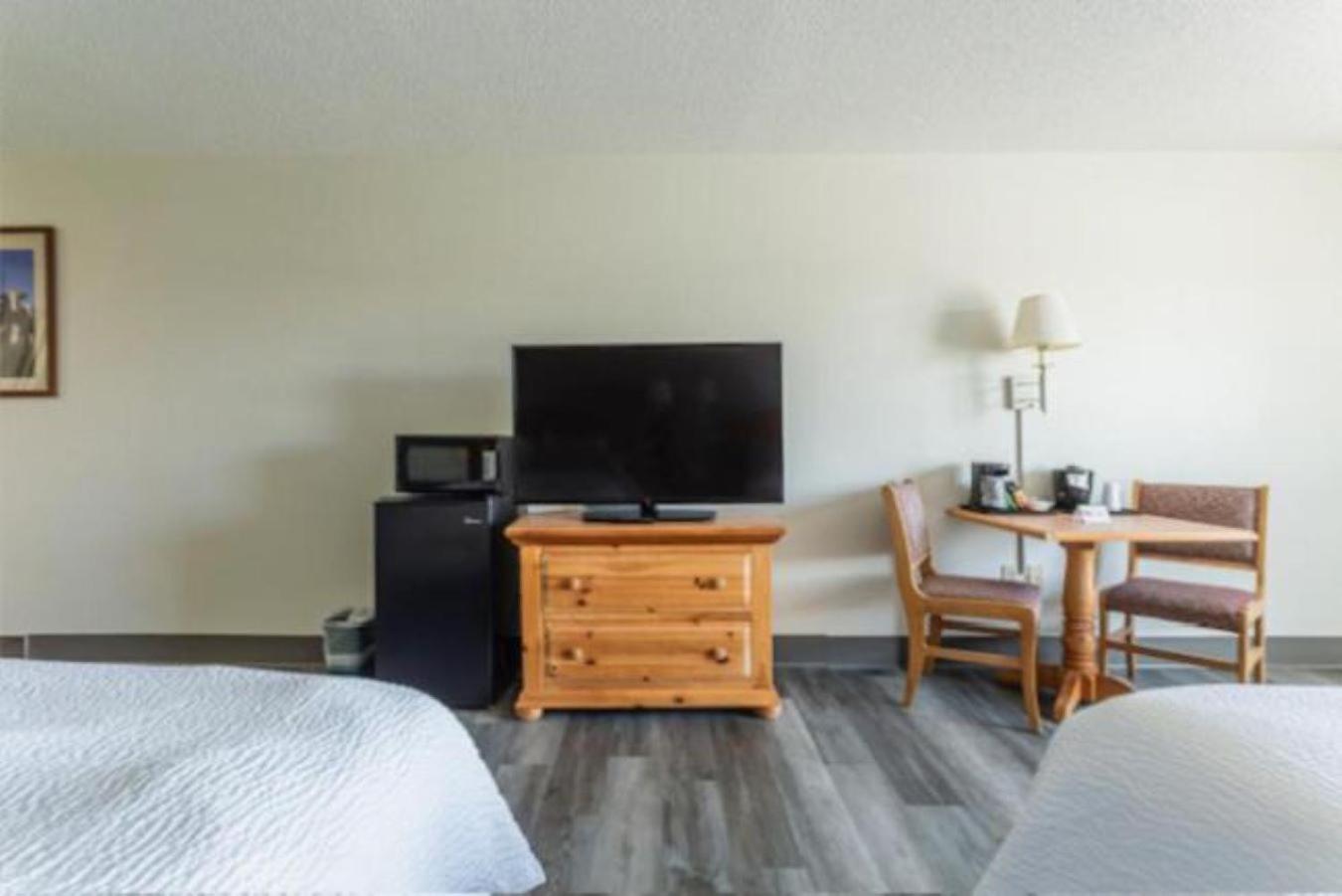 Lancaster Inn & Suites Manheim Esterno foto